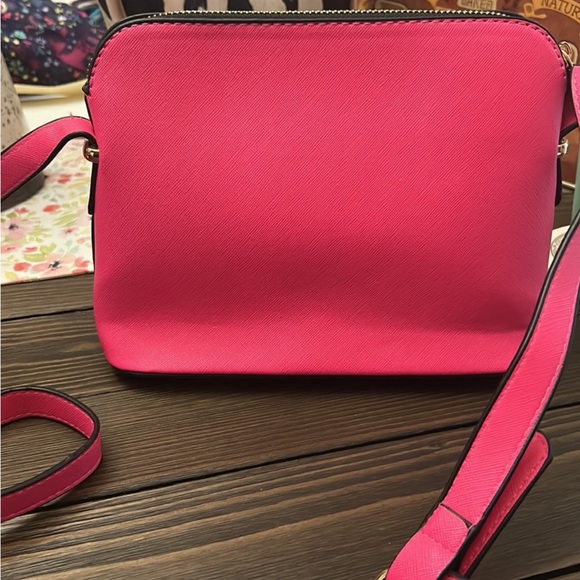 NWOT - Picture 2 of 4